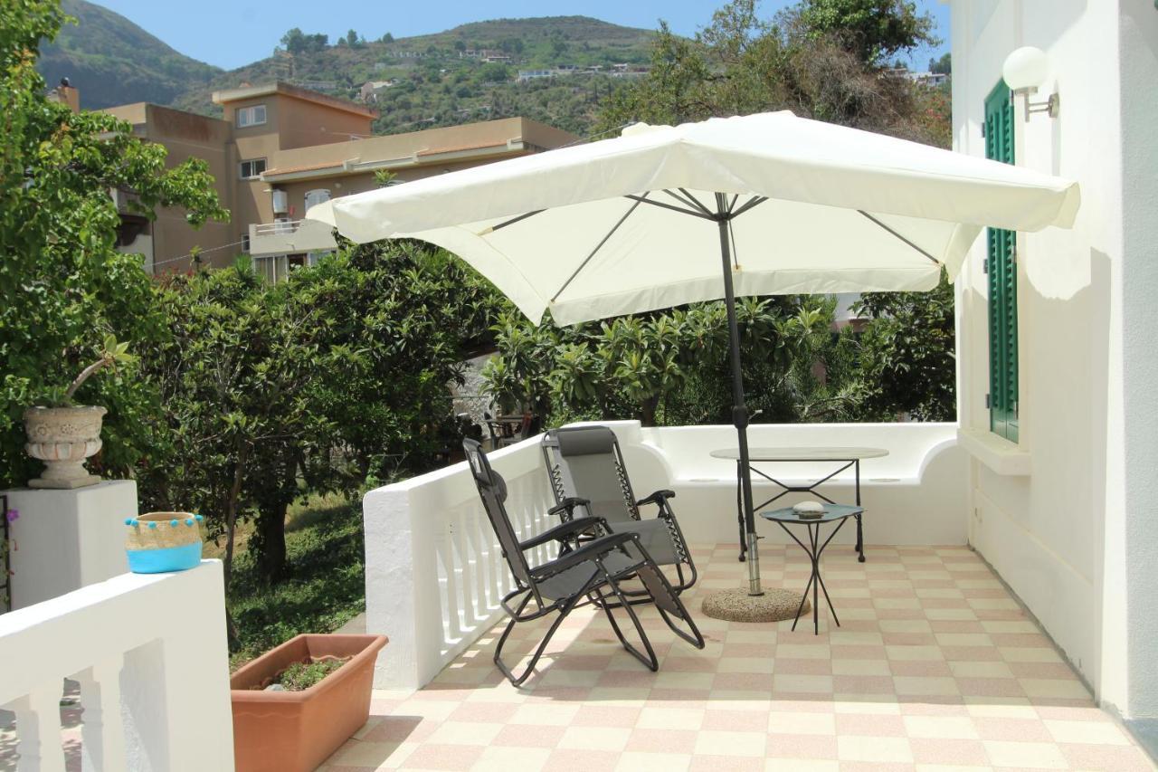 Vila La Casa Bianca Lipari  Exteriér fotografie